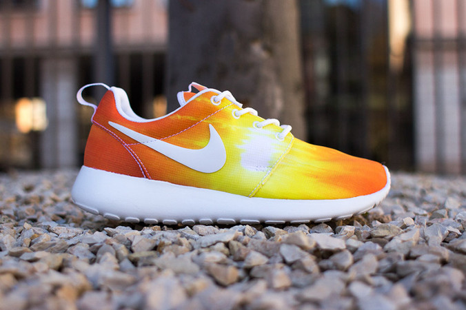 Nike Roshe Run Summer Print Sun Set Womens Mango